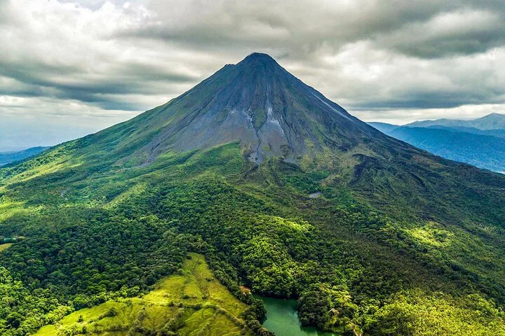 Volcano Combo: Zip Line, Waterfall & Hot Springs
