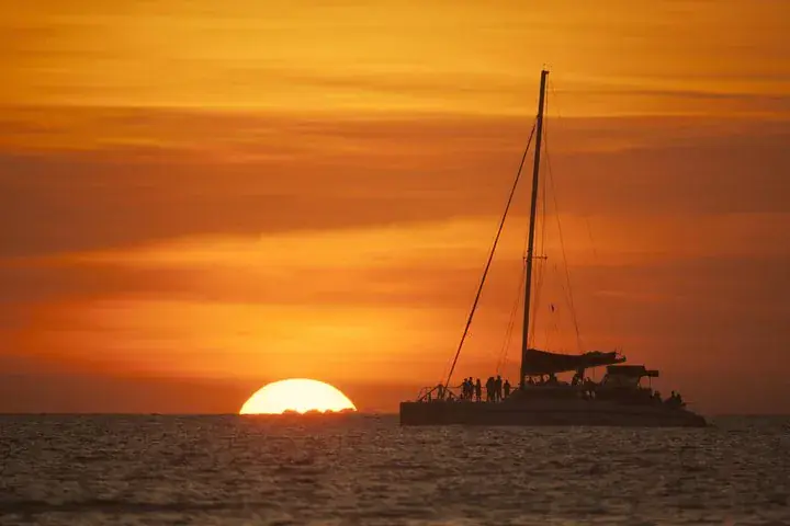 Sunset Catamaran & Snorkel from Tamarindo or Coco